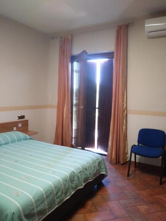 Casa Degli Ulivi Hotel Тиволи Екстериор снимка